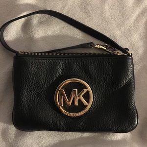 Michael KORS Peanut Pebbled Leather Large Logo